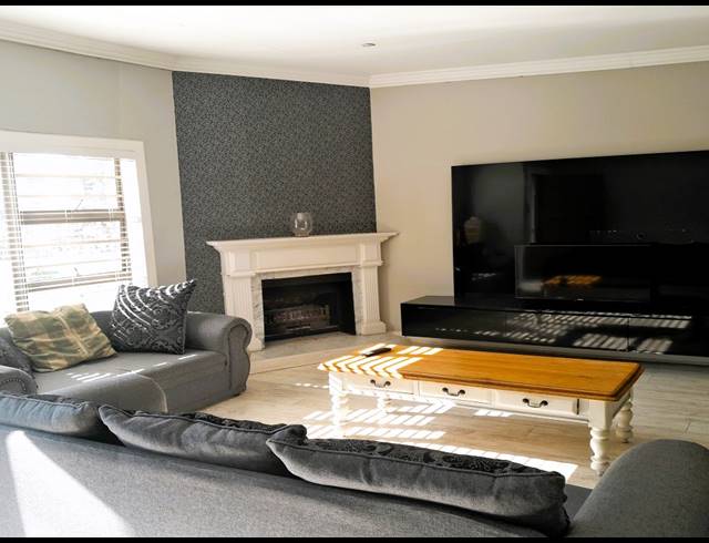 4 BEDROOM HOUSE FOR SALE IN BRACKENDOWNS